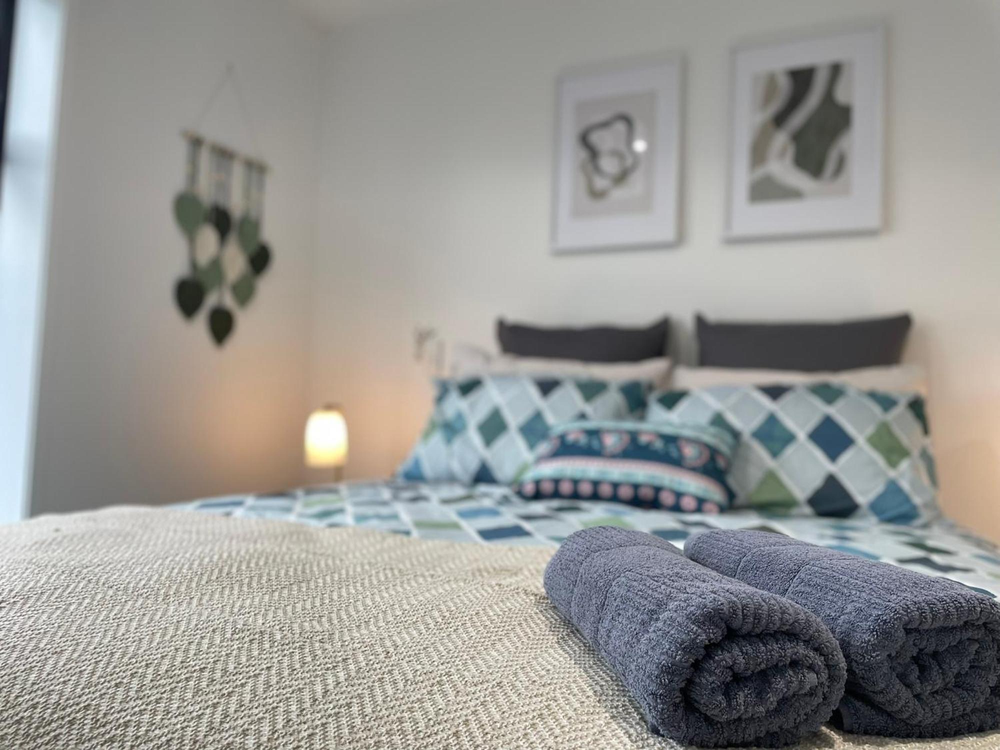 Luxury Cbd 2 Bed Near Riverside Market Free Parking! كريستتشيرش المظهر الخارجي الصورة